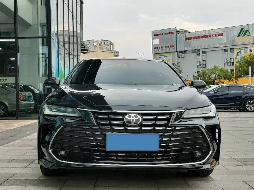 2023 Toyota Avalon 2.0L 177HP L4 CVT,autocango,china used car exporter,china ev exporter,chinese used car exporter,chinese used ev exporter