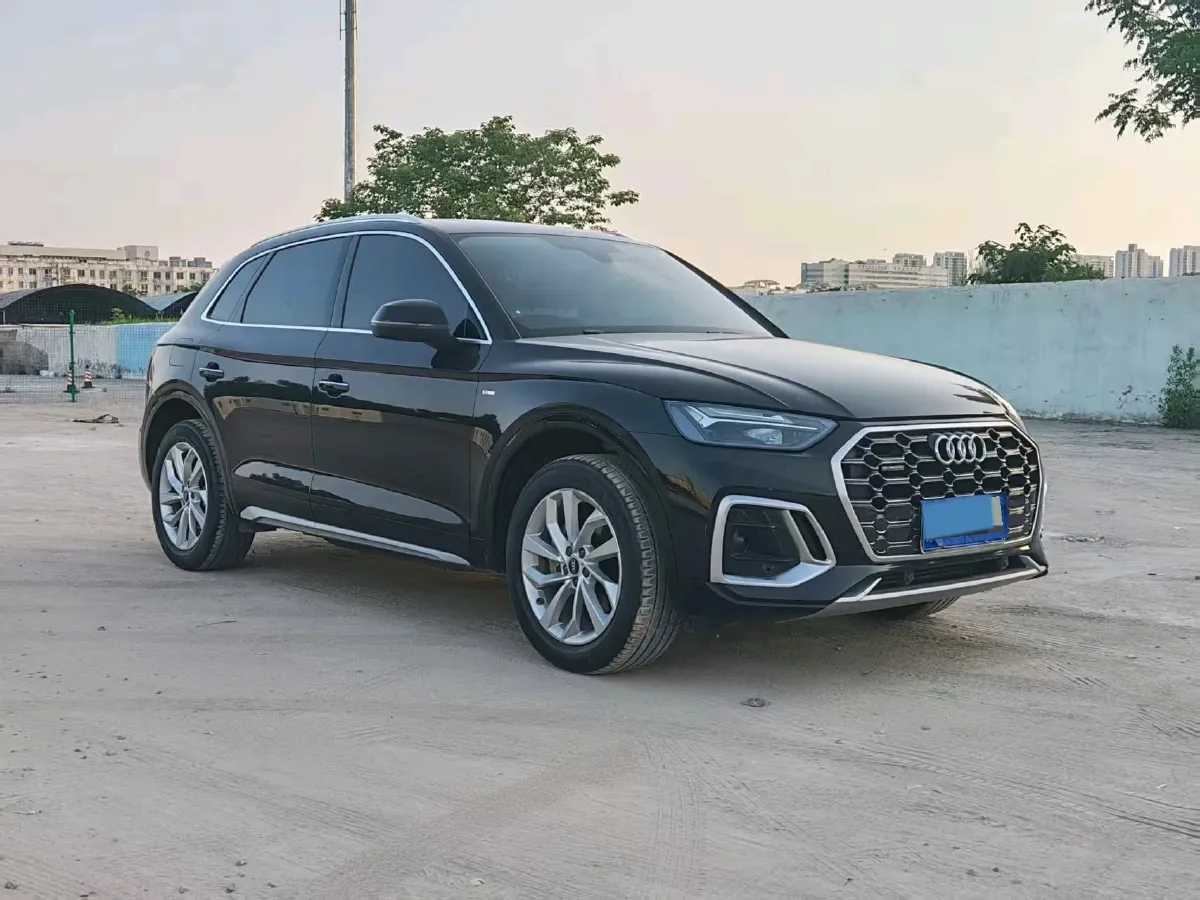 2020 Audi Q5L 2.0T 252HP L4 7DCT,autocango,china used car exporter,china ev exporter,chinese used car exporter,chinese used ev exporter