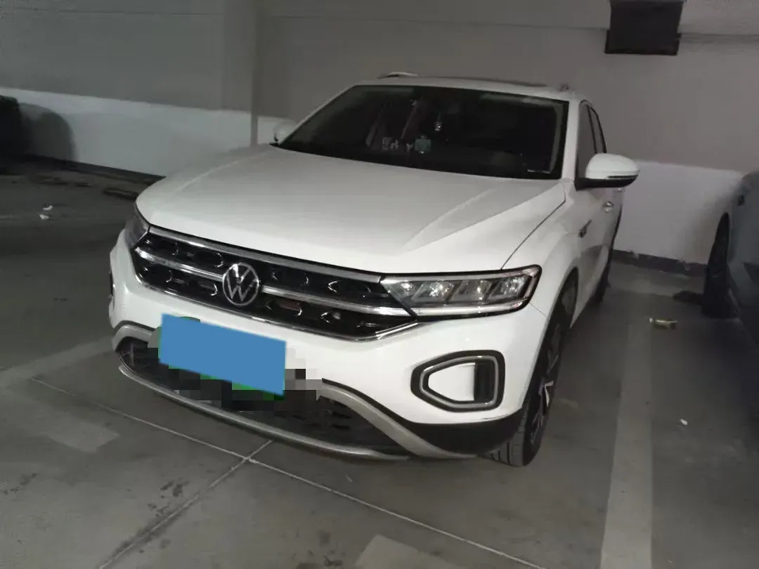 2023 Volkswagen T-Roc 1.4T 150HP L4 7DCT,autocango,china used car exporter,china ev exporter,chinese used car exporter,chinese used ev exporter