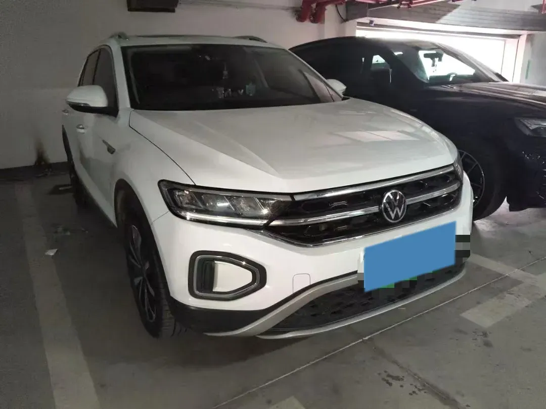 2023 Volkswagen T-Roc 1.4T 150HP L4 7DCT,autocango,china used car exporter,china ev exporter,chinese used car exporter,chinese used ev exporter