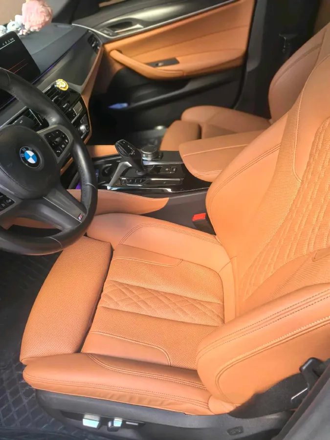 2022 BMW 5 Series 2.0T 184HP L4 8AT,autocango,china used car exporter,china ev exporter,chinese used car exporter,chinese used ev exporter