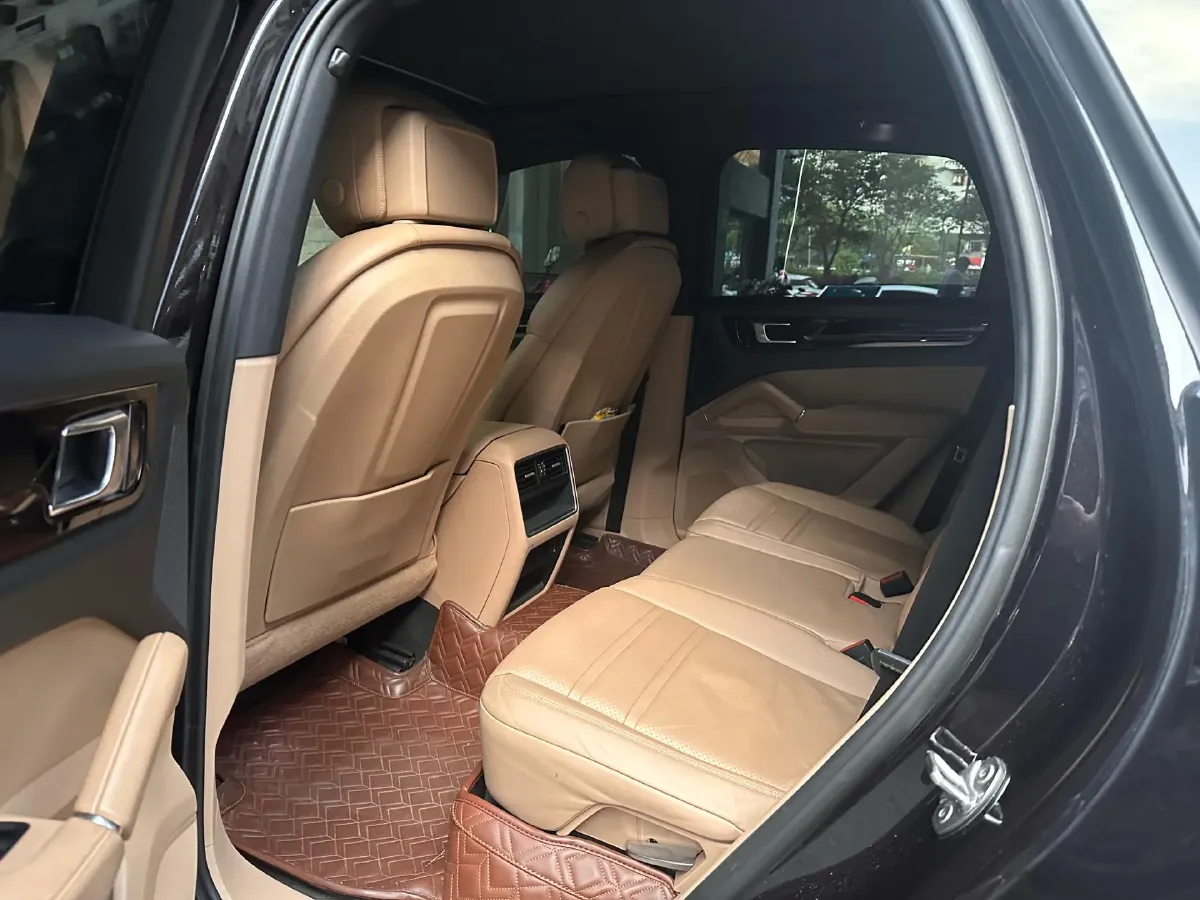 2019 Porsche Cayenne 3.0T 340HP V6 8AT,autocango,china used car exporter,china ev exporter,chinese used car exporter,chinese used ev exporter