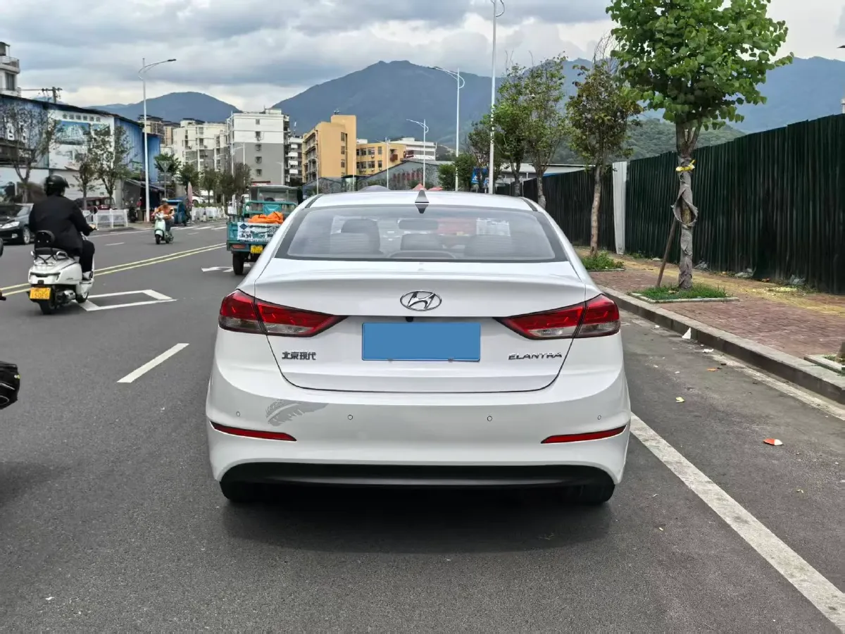 2019 Hyundai Elantra 1.5L 115HP L4 CVT,autocango,china used car exporter,china ev exporter,chinese used car exporter,chinese used ev exporter