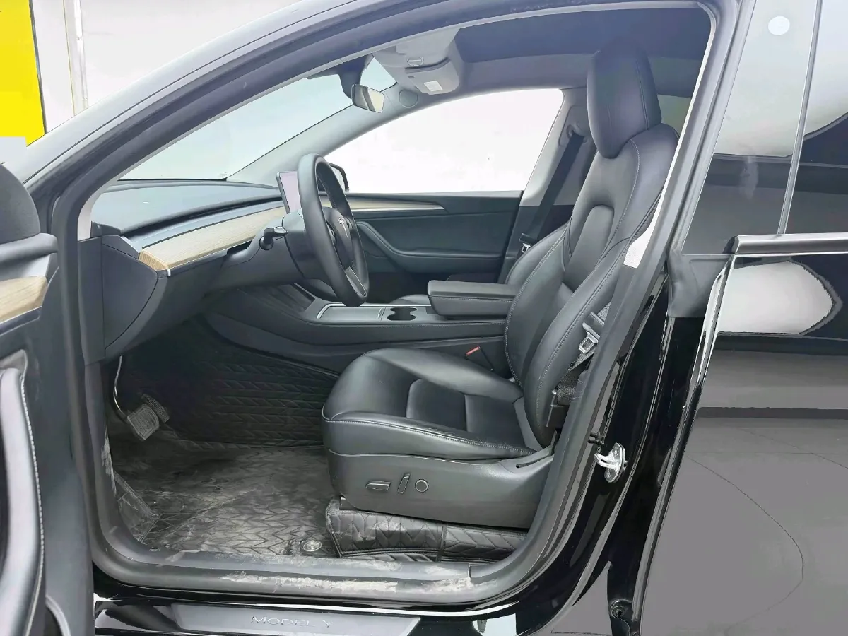 2021 Tesla Model Y BEV 60KWH,autocango,china used car exporter,china ev exporter,chinese used car exporter,chinese used ev exporter