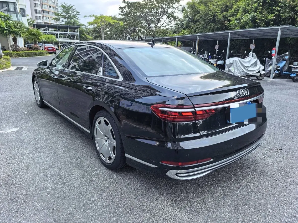 2022 Audi A8 3.0T 340HP V6 8AT,autocango,china used car exporter,china ev exporter,chinese used car exporter,chinese used ev exporter