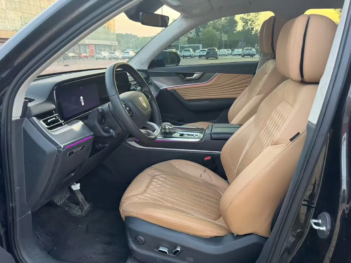 2023 HongQi HS5 2.0T 252HP L4 8AT,autocango,china used car exporter,china ev exporter,chinese used car exporter,chinese used ev exporter