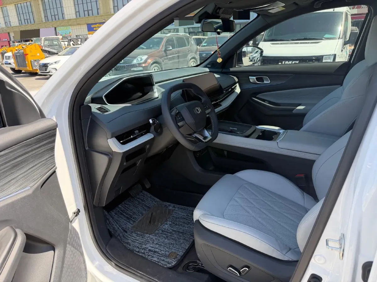 2025 ChangAn QiYuan Q05 Classic 1.5L 98HP L4 E-CVT PHEV 18.4KWH,autocango,china used car exporter,china ev exporter,chinese used car exporter,chinese used ev exporter