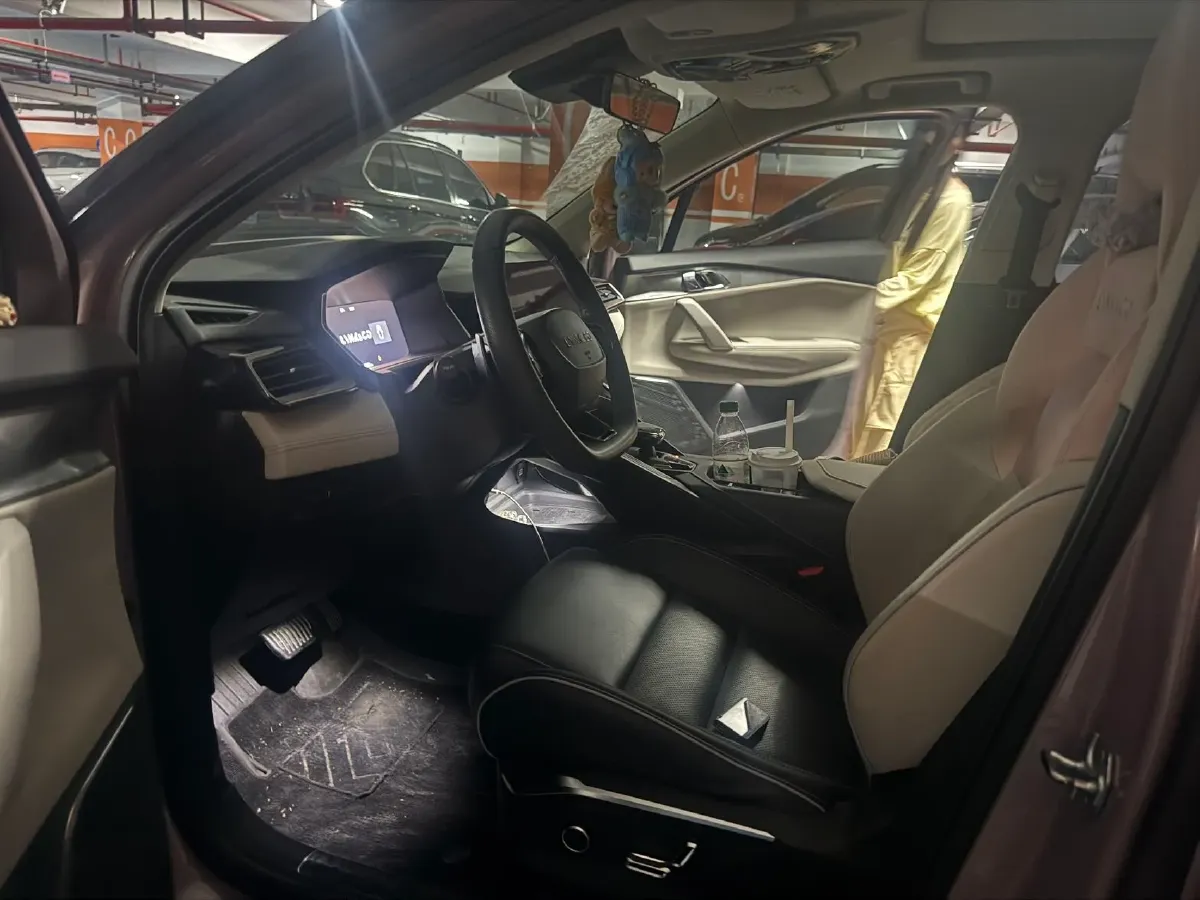 2023 LYNK&CO 03 1.5T 181HP L4 7DCT,autocango,china used car exporter,china ev exporter,chinese used car exporter,chinese used ev exporter