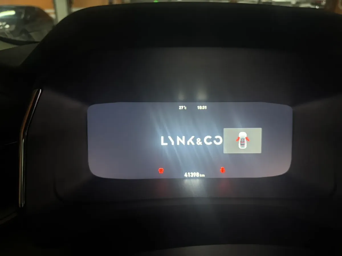 2023 LYNK&CO 03 1.5T 181HP L4 7DCT,autocango,china used car exporter,china ev exporter,chinese used car exporter,chinese used ev exporter