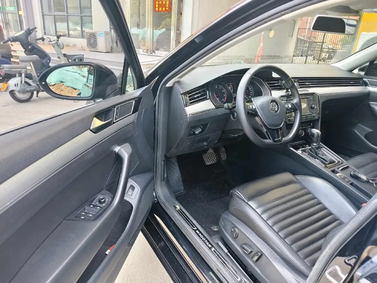 2018 Volkswagen Magotan 1.4T 150HP L4 7DCT,autocango,china used car exporter,china ev exporter,chinese used car exporter,chinese used ev exporter