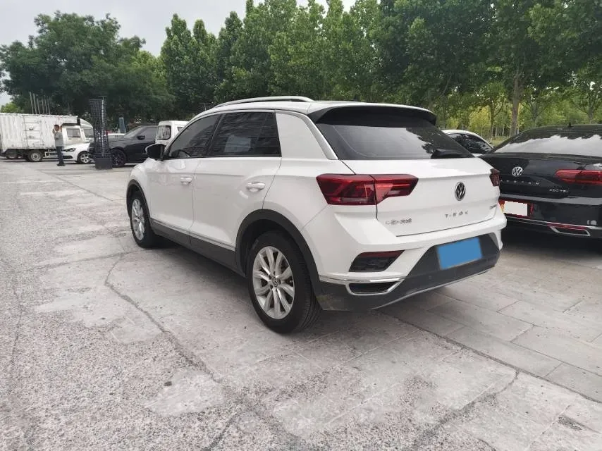 2020 Volkswagen T-Roc 1.4T 131HP L4 7DCT,autocango,china used car exporter,china ev exporter,chinese used car exporter,chinese used ev exporter