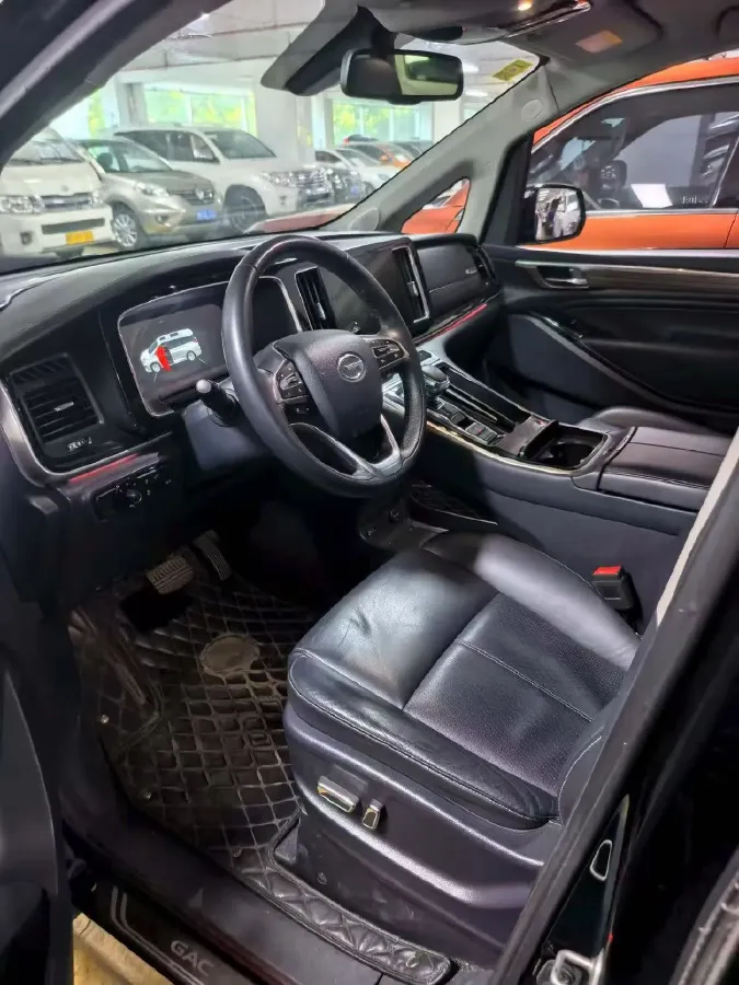 2021 GAC Trumpchi M8 2.0T 252HP L4 8AT,autocango,china used car exporter,china ev exporter,chinese used car exporter,chinese used ev exporter