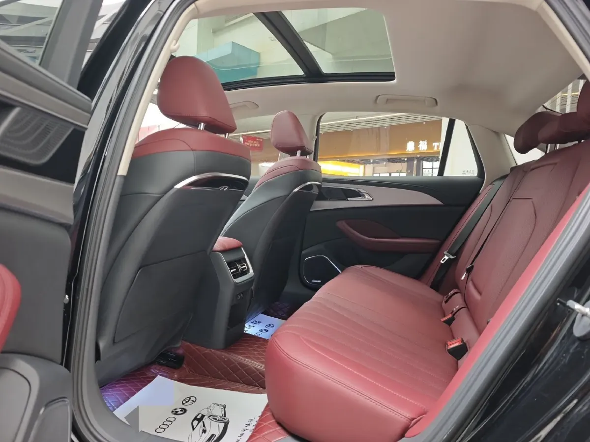 2024 HongQi H5 1.5T 169HP L4 7DCT,autocango,china used car exporter,china ev exporter,chinese used car exporter,chinese used ev exporter