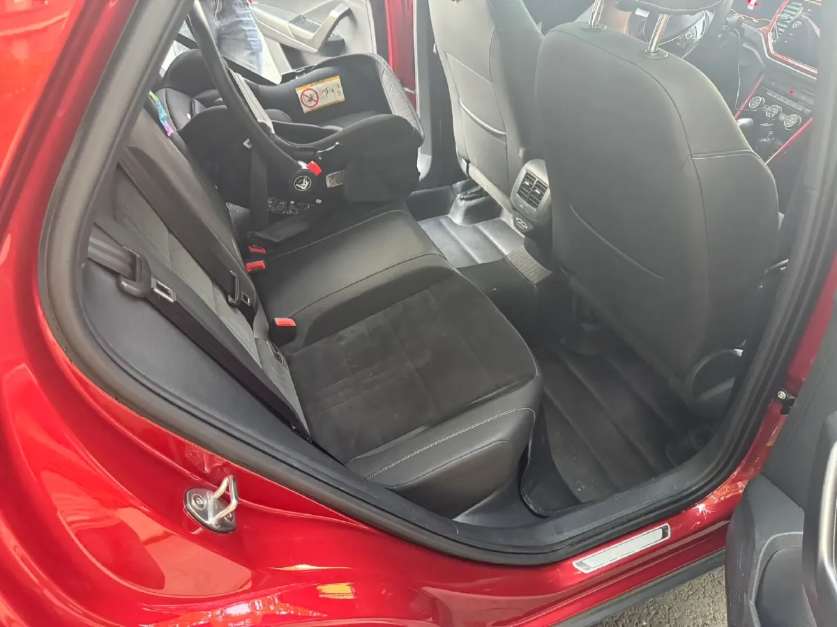 2018 Jeep Renegade 2.0L 155HP L4 9AT,autocango,china used car exporter,china ev exporter,chinese used car exporter,chinese used ev exporter
