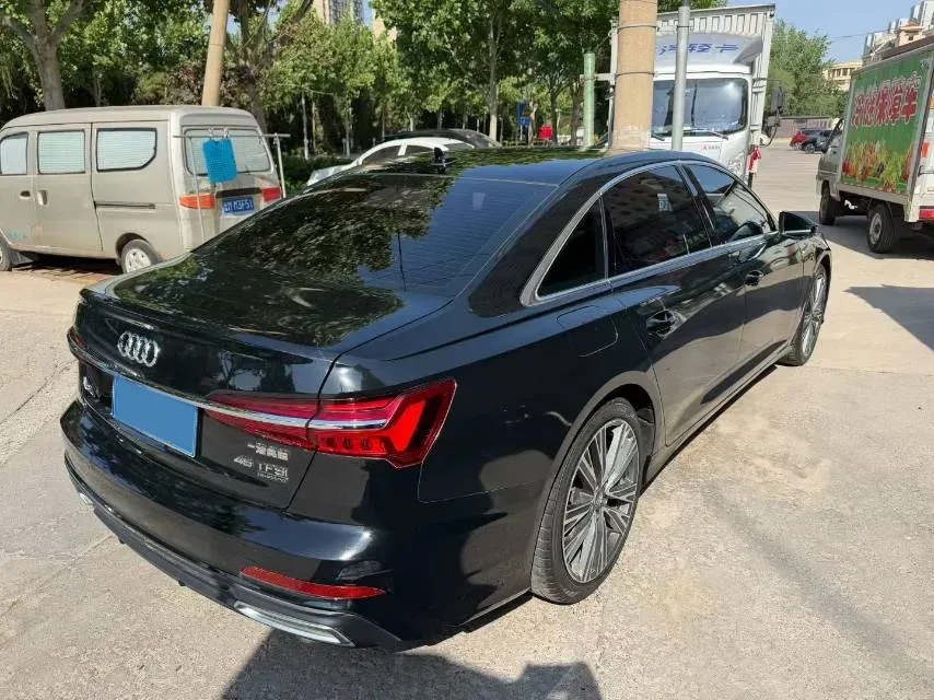 2019 Mercedes-Benz GLC Class 2.0T 245HP L4 9AT,autocango,china used car exporter,china ev exporter,chinese used car exporter,chinese used ev exporter