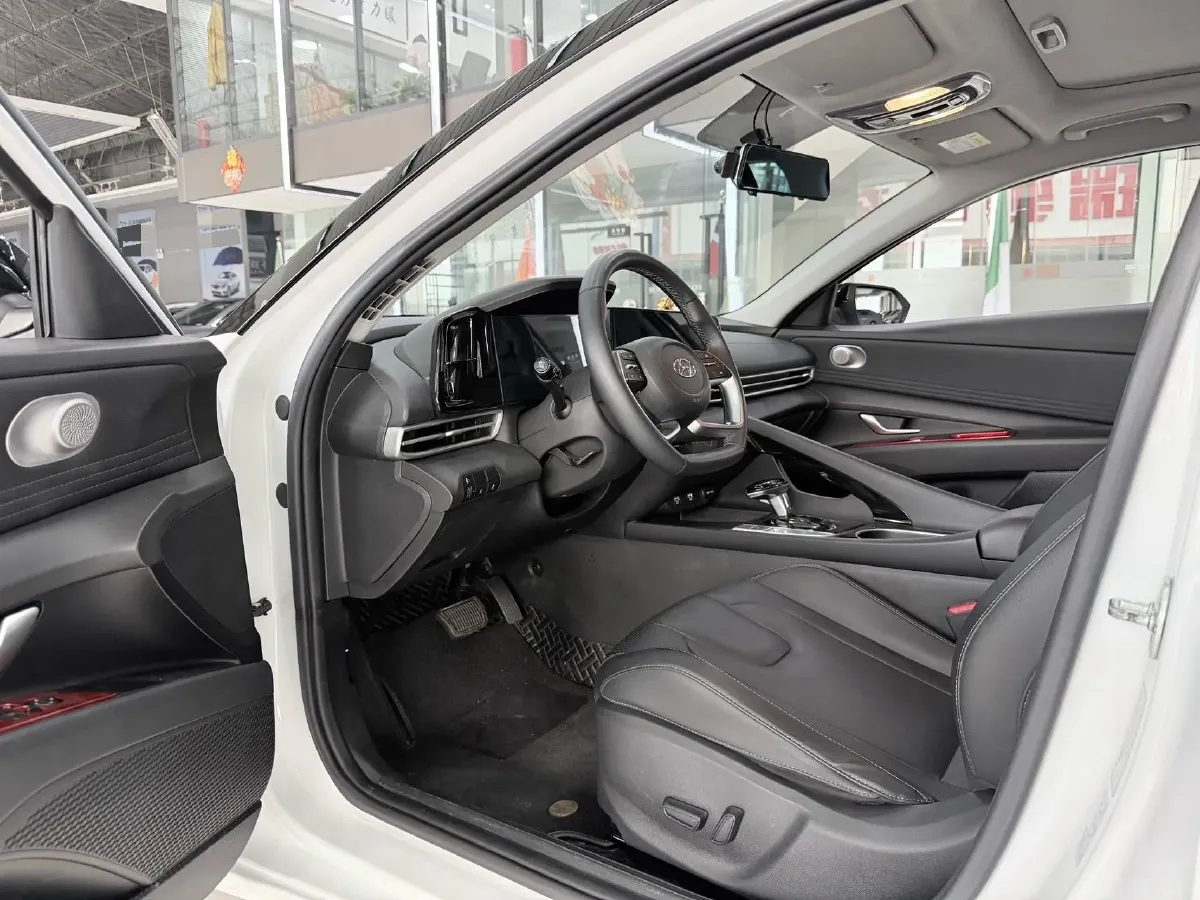 2022 Hyundai Elantra 1.5L 115HP L4 CVT,autocango,china used car exporter,china ev exporter,chinese used car exporter,chinese used ev exporter