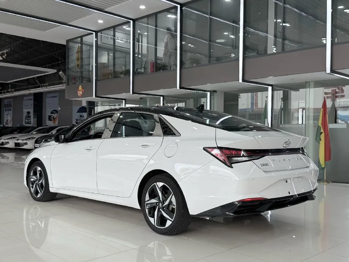 2022 Hyundai Elantra 1.5L 115HP L4 CVT,autocango,china used car exporter,china ev exporter,chinese used car exporter,chinese used ev exporter