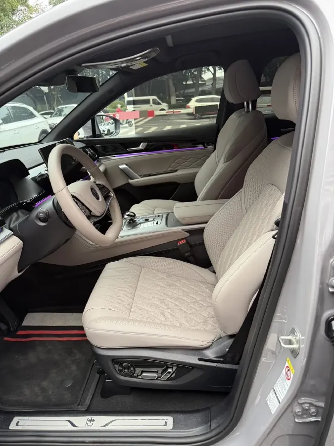 2025 BYD Tang 1.5T 156HP L4 E-CVT PHEV 21.504KWH,autocango,china used car exporter,china ev exporter,chinese used car exporter,chinese used ev exporter