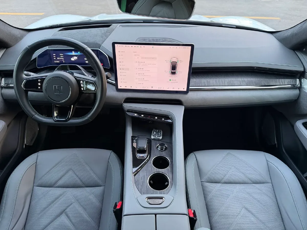 2022 Zeekr 001 BEV 100KWH,autocango,china used car exporter,china ev exporter,chinese used car exporter,chinese used ev exporter