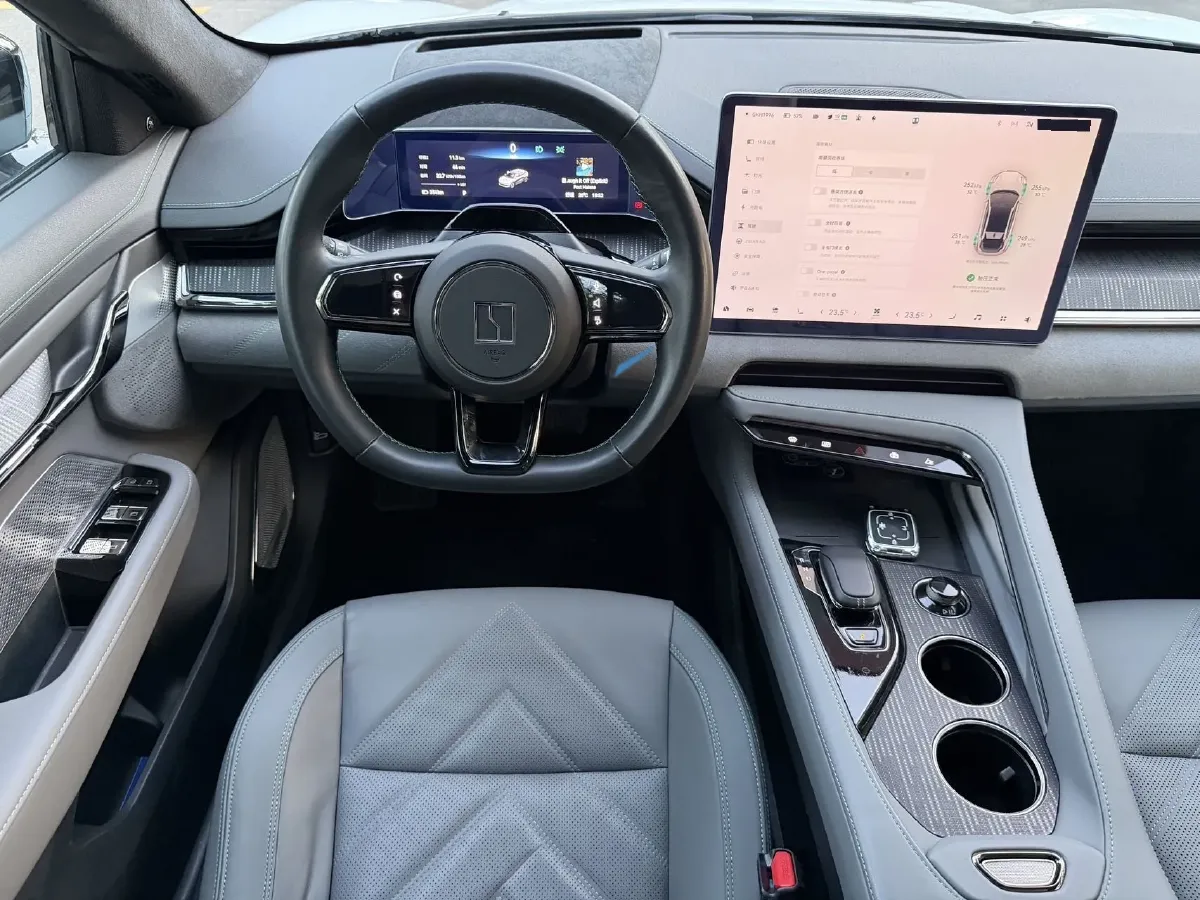2022 Zeekr 001 BEV 100KWH,autocango,china used car exporter,china ev exporter,chinese used car exporter,chinese used ev exporter