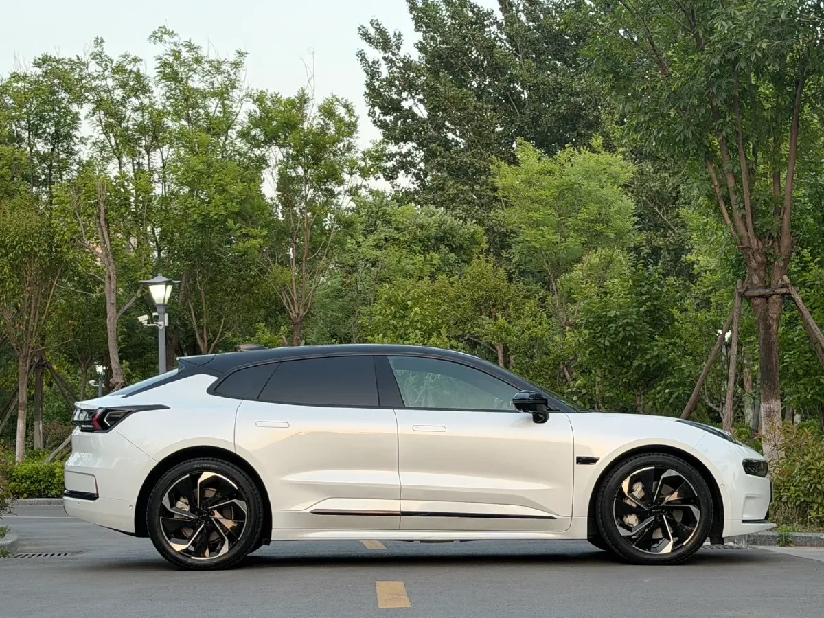 2022 Zeekr 001 BEV 100KWH,autocango,china used car exporter,china ev exporter,chinese used car exporter,chinese used ev exporter