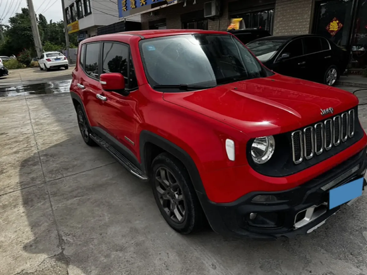 2017 Jeep Renegade 1.4T 150HP L4 7DCT,autocango,china used car exporter,china ev exporter,chinese used car exporter,chinese used ev exporter