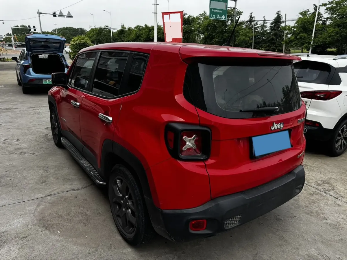 2017 Jeep Renegade 1.4T 150HP L4 7DCT,autocango,china used car exporter,china ev exporter,chinese used car exporter,chinese used ev exporter