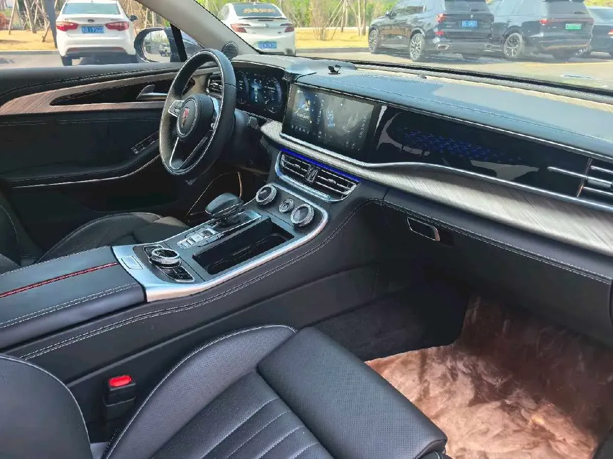 2023 HongQi H9 2.0T 252HP L4 7DCT,autocango,china used car exporter,china ev exporter,chinese used car exporter,chinese used ev exporter