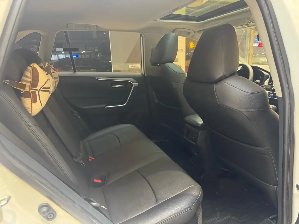 2021 Toyota RAV4 2.5L 178HP L4 E-CVT Hybrid,autocango,china used car exporter,china ev exporter,chinese used car exporter,chinese used ev exporter
