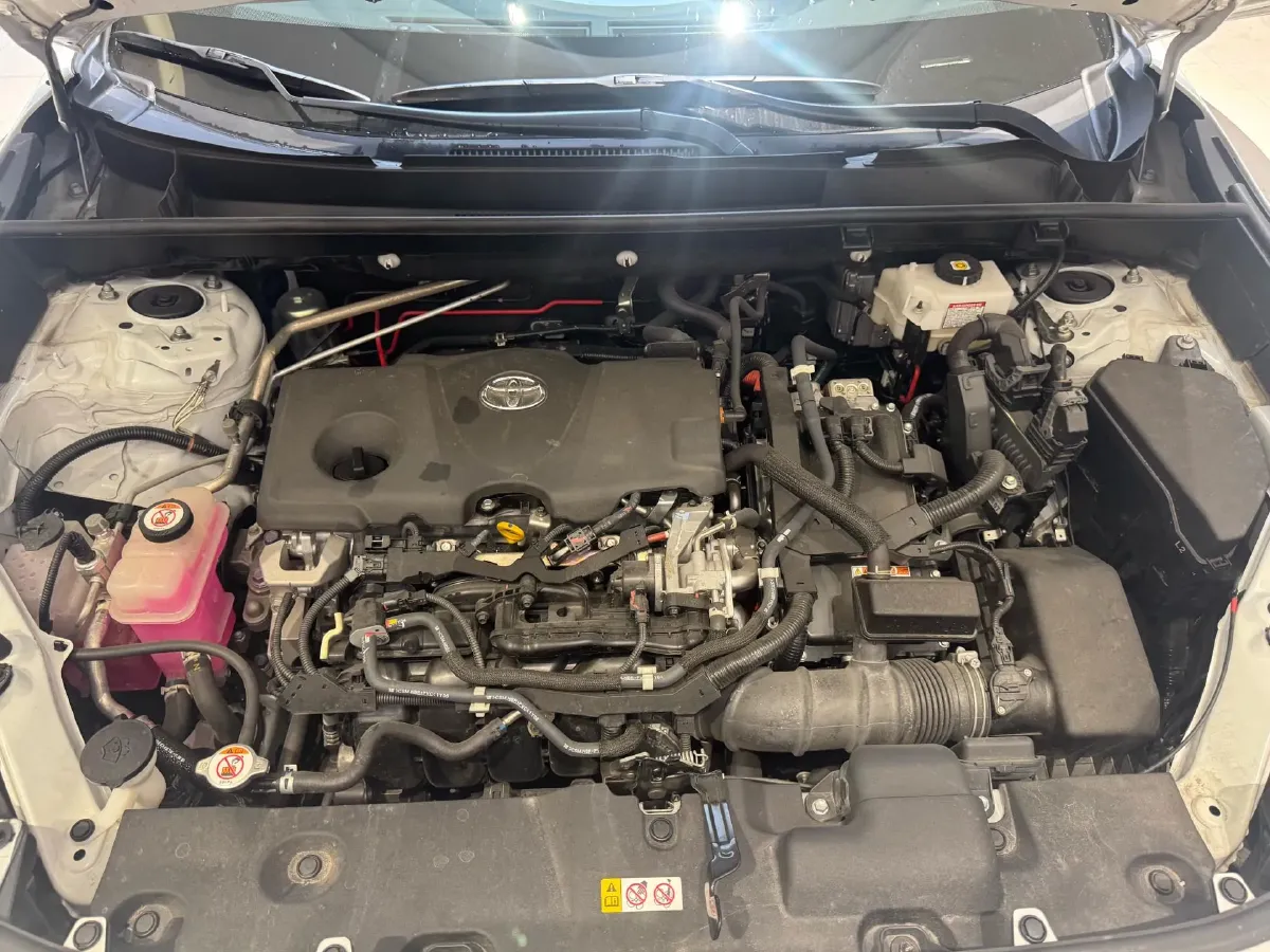 2021 Toyota RAV4 2.5L 178HP L4 E-CVT Hybrid,autocango,china used car exporter,china ev exporter,chinese used car exporter,chinese used ev exporter