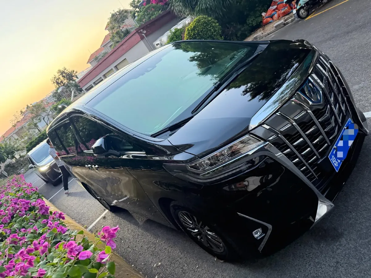2020 Toyota Alphard 2.5L 117HP L4 E-CVT Hybrid,autocango,china used car exporter,china ev exporter,chinese used car exporter,chinese used ev exporter