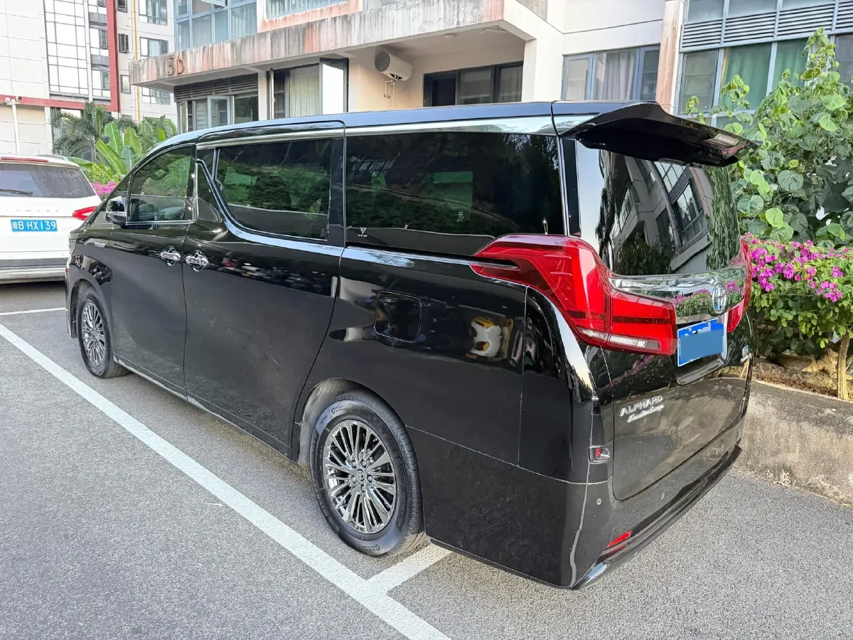 2020 Toyota Alphard 2.5L 117HP L4 E-CVT Hybrid,autocango,china used car exporter,china ev exporter,chinese used car exporter,chinese used ev exporter