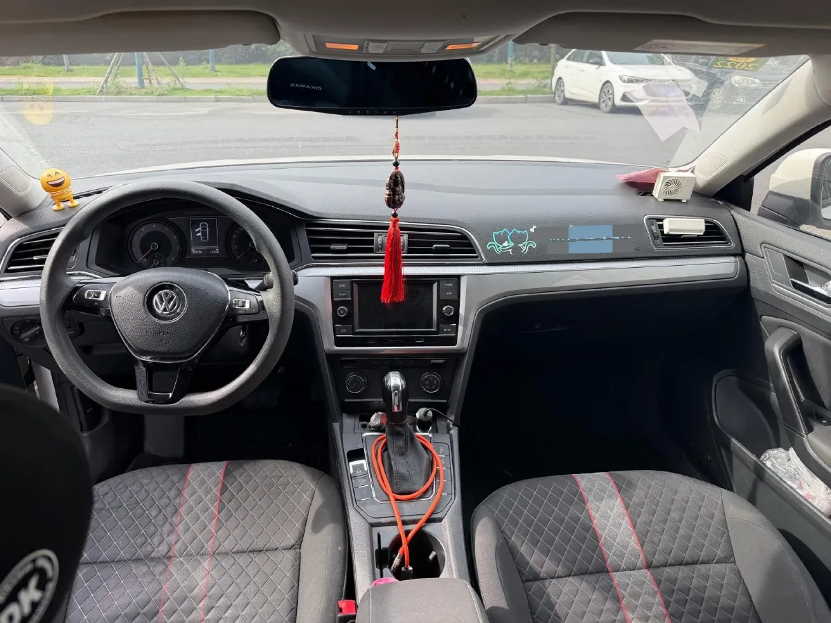 2019 Volkswagen T-Cross 1.4T 150HP L4 7DCT,autocango,china used car exporter,china ev exporter,chinese used car exporter,chinese used ev exporter