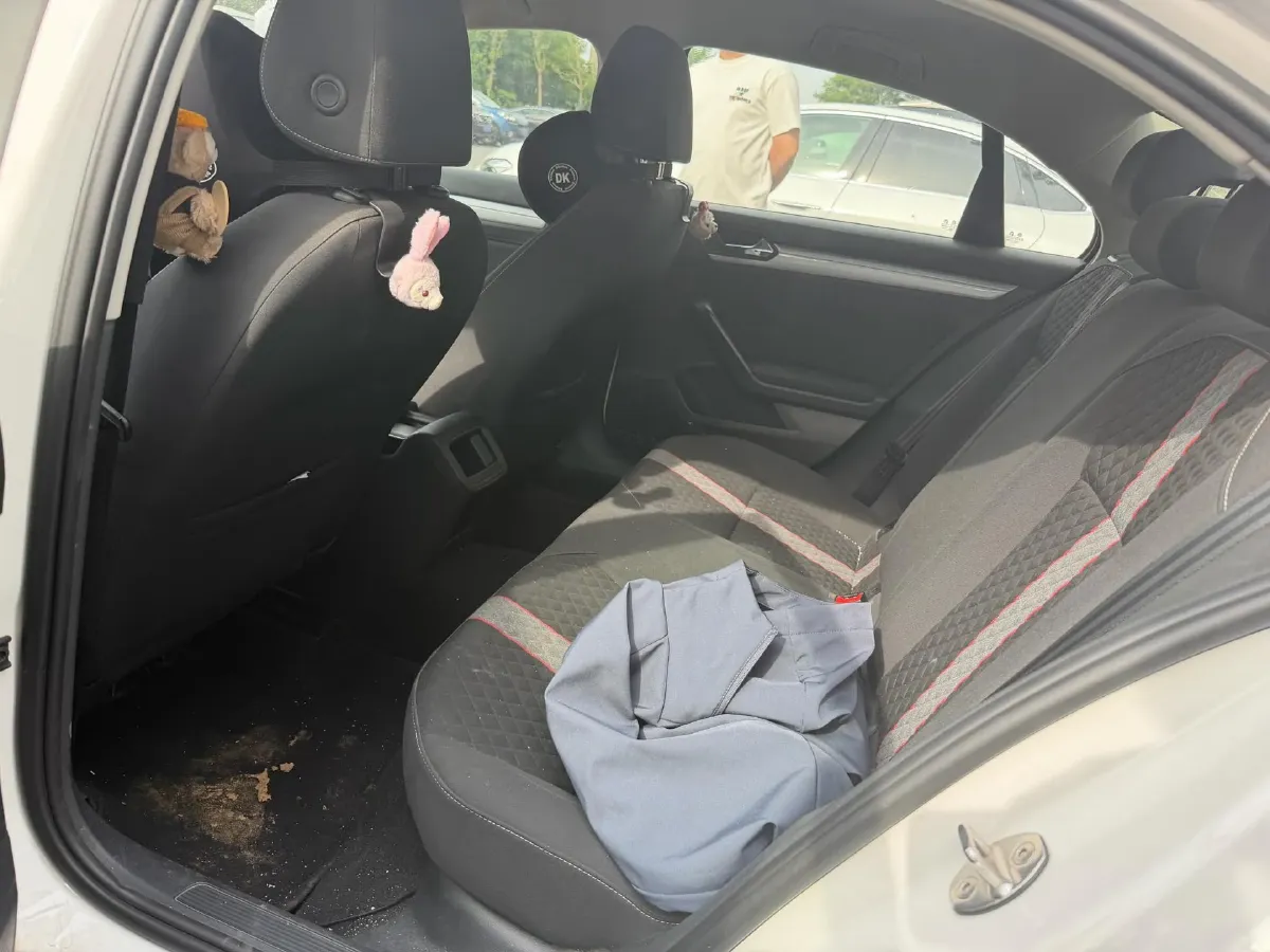 2019 Volkswagen T-Cross 1.4T 150HP L4 7DCT,autocango,china used car exporter,china ev exporter,chinese used car exporter,chinese used ev exporter