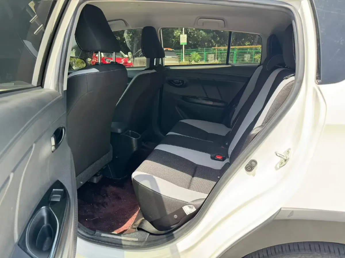 2022 Toyota Yaris L 1.5L 112HP L4 CVT,autocango,china used car exporter,china ev exporter,chinese used car exporter,chinese used ev exporter