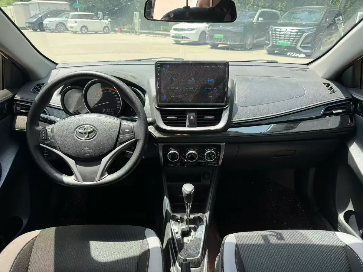 2022 Toyota Yaris L 1.5L 112HP L4 CVT,autocango,china used car exporter,china ev exporter,chinese used car exporter,chinese used ev exporter