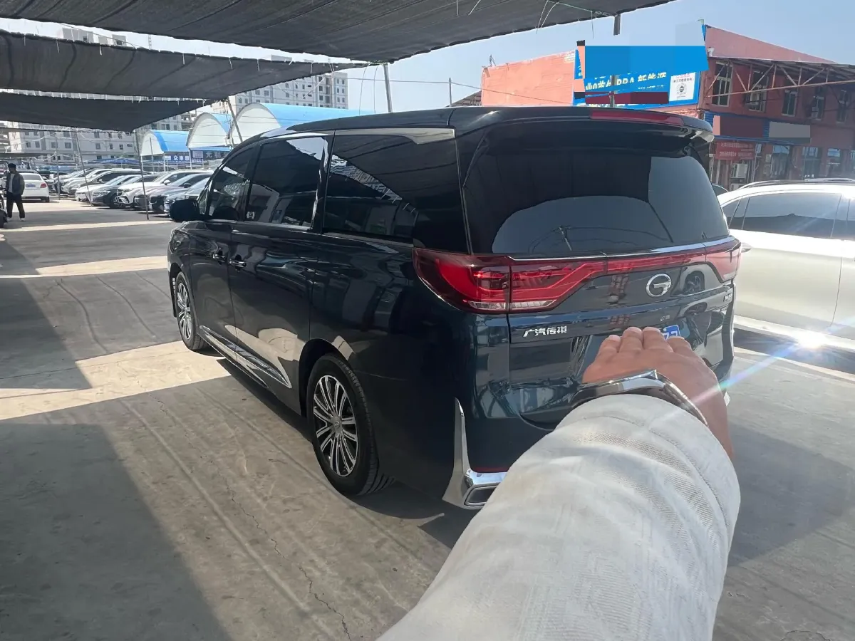 2021 GAC Trumpchi M8 2.0T 252HP L4 8AT,autocango,china used car exporter,china ev exporter,chinese used car exporter,chinese used ev exporter