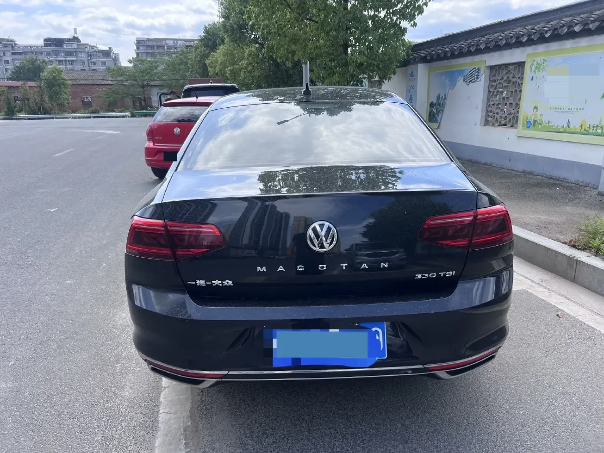 2020 Volkswagen Magotan 2.0T 186HP L4 7DCT,autocango,china used car exporter,china ev exporter,chinese used car exporter,chinese used ev exporter