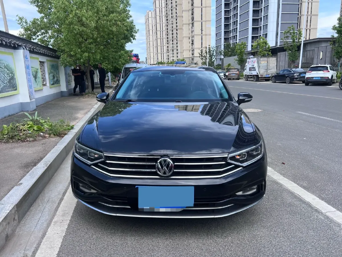 2020 Volkswagen Magotan 2.0T 186HP L4 7DCT,autocango,china used car exporter,china ev exporter,chinese used car exporter,chinese used ev exporter