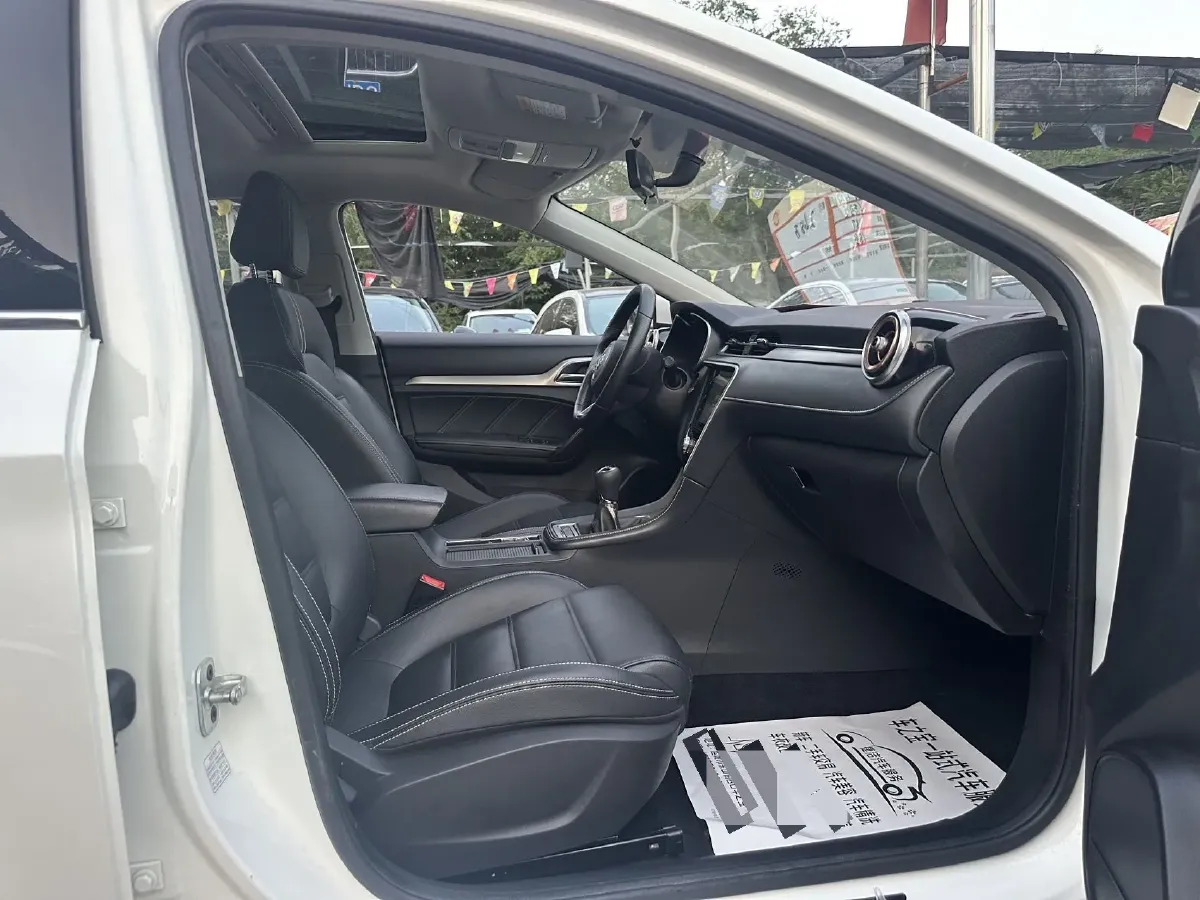 2017 MG MG6 1.5T 169HP L4 6MT,autocango,china used car exporter,china ev exporter,chinese used car exporter,chinese used ev exporter