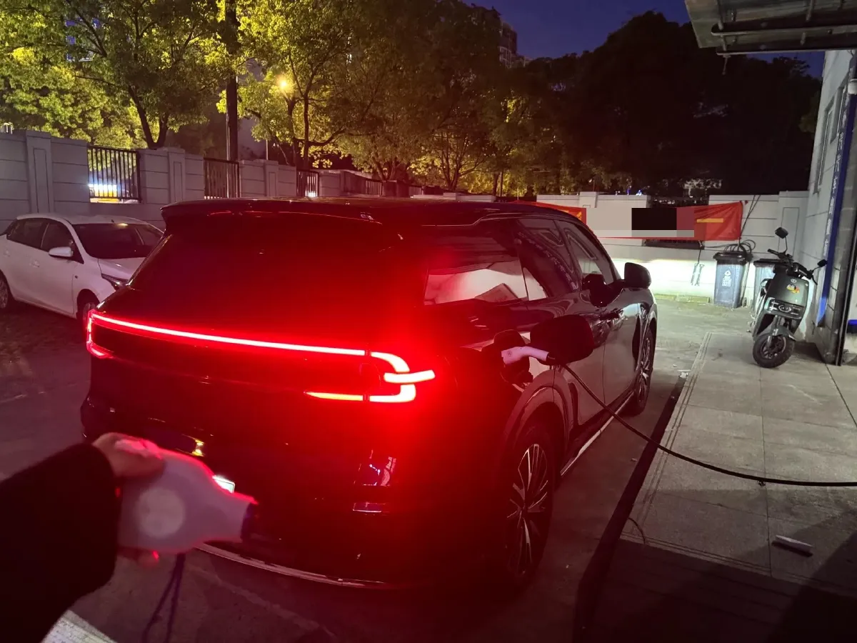 2025 ChangAn QiYuan Q07 1.5T 150HP L4 E-CVT PHEV,autocango,china used car exporter,china ev exporter,chinese used car exporter,chinese used ev exporter