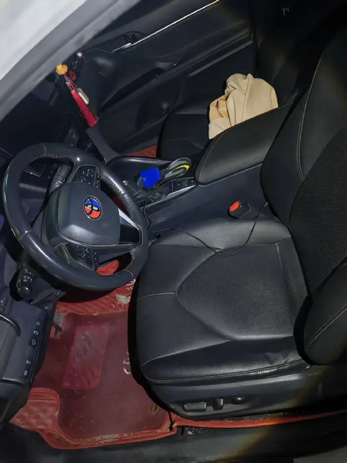 2021 Toyota Camry 2.5L 209HP L4 8AT,autocango,china used car exporter,china ev exporter,chinese used car exporter,chinese used ev exporter