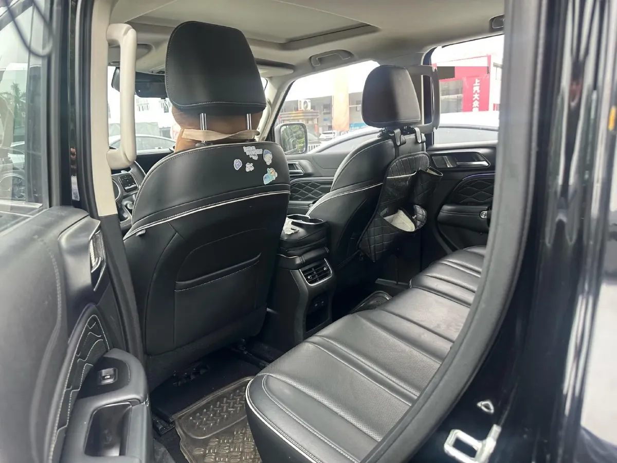 2021 Tank 300 2.0T 227HP L4 8AT,autocango,china used car exporter,china ev exporter,chinese used car exporter,chinese used ev exporter