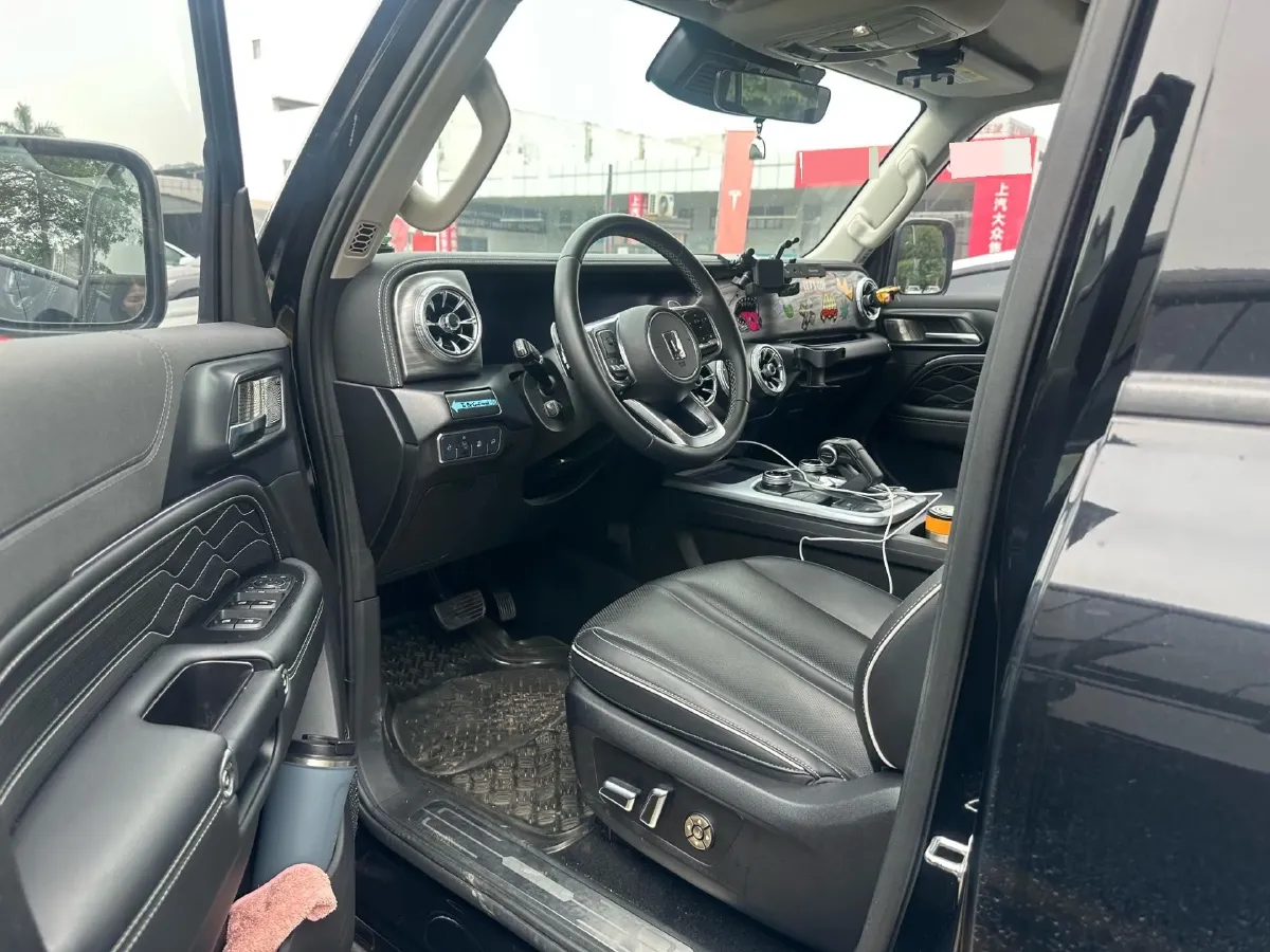 2021 Tank 300 2.0T 227HP L4 8AT,autocango,china used car exporter,china ev exporter,chinese used car exporter,chinese used ev exporter