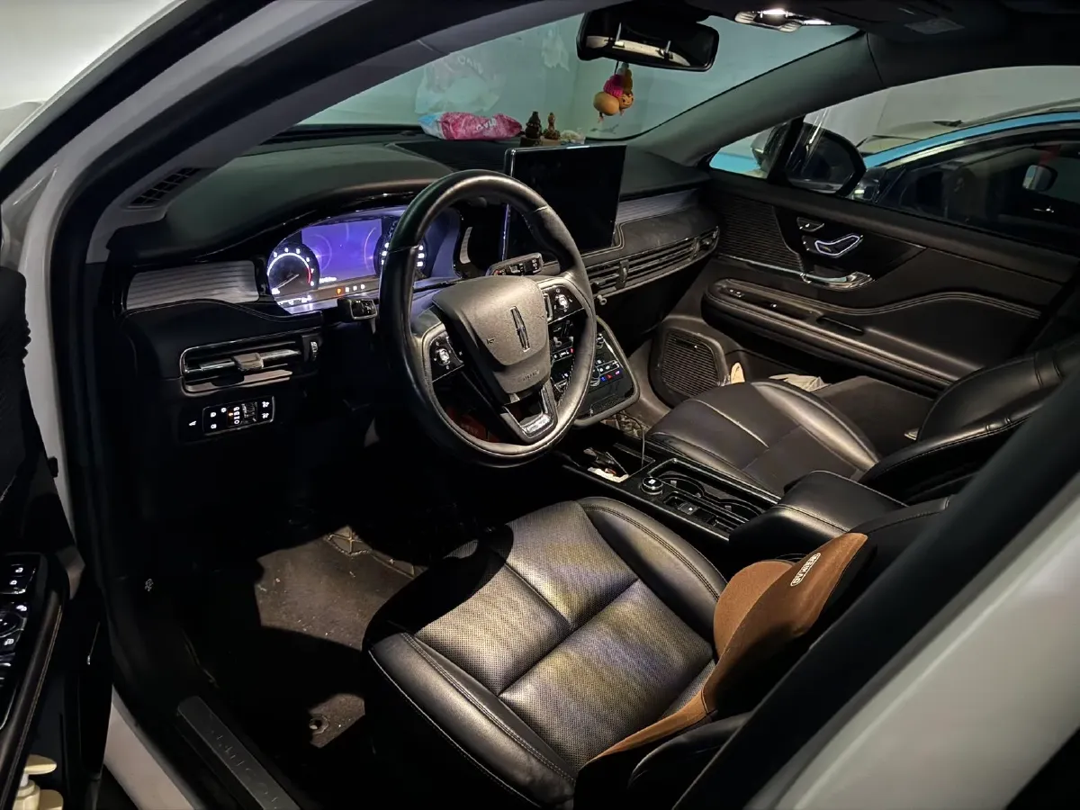 2020 Lincoln Corsair 2.0T 245HP L4 8AT,autocango,china used car exporter,china ev exporter,chinese used car exporter,chinese used ev exporter
