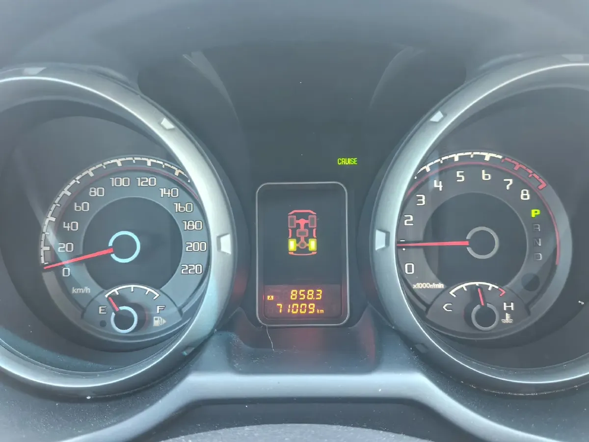 2017 Honda Jade 1.8L 141HP L4 5AT,autocango,china used car exporter,china ev exporter,chinese used car exporter,chinese used ev exporter