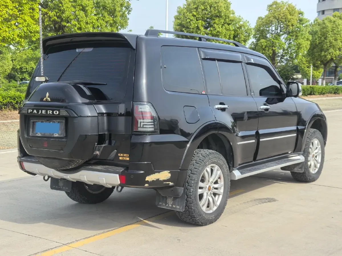 2017 Honda Jade 1.8L 141HP L4 5AT,autocango,china used car exporter,china ev exporter,chinese used car exporter,chinese used ev exporter