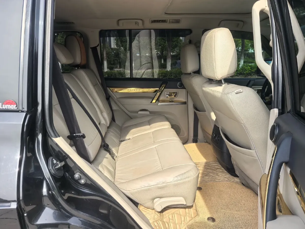 2017 Honda Jade 1.8L 141HP L4 5AT,autocango,china used car exporter,china ev exporter,chinese used car exporter,chinese used ev exporter