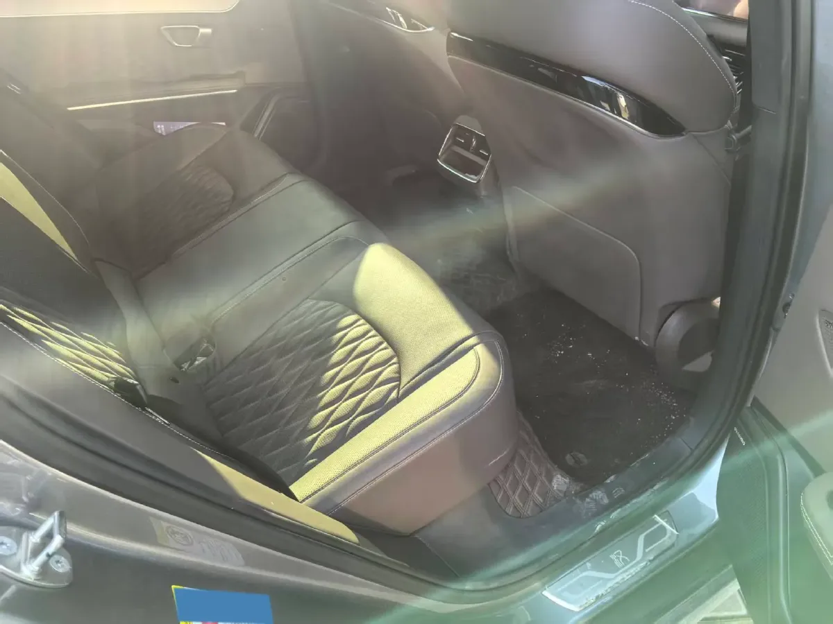 2022 BYD Han 1.5T 139HP L4 E-CVT PHEV 18.3KWH,autocango,china used car exporter,china ev exporter,chinese used car exporter,chinese used ev exporter