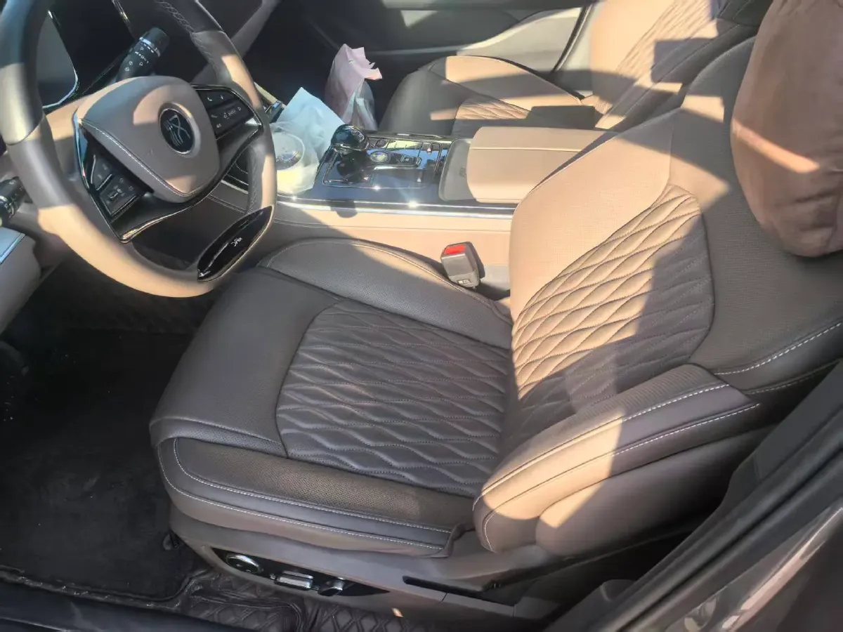 2022 BYD Han 1.5T 139HP L4 E-CVT PHEV 18.3KWH,autocango,china used car exporter,china ev exporter,chinese used car exporter,chinese used ev exporter